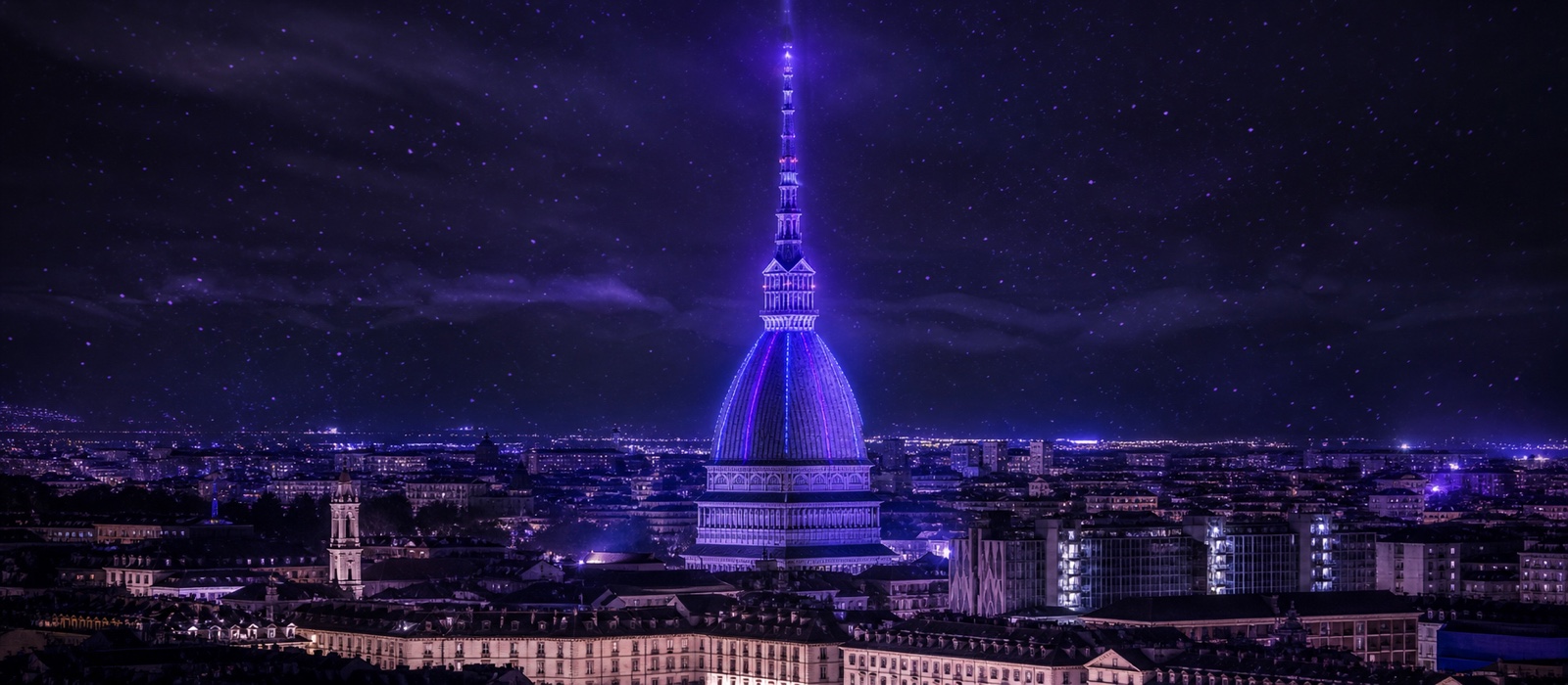 Mole Antonelliana, Torino, in stile futuristico
