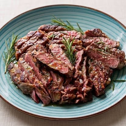 Trattoria da Ugo - foto reale della tagliata alla griglia